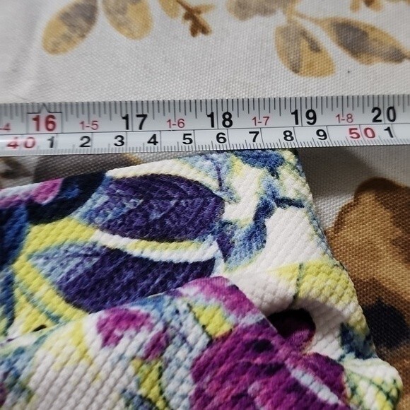 NWOT Torrid Floral White Mini Textured Knit Skater Set - Picture 11 of 14